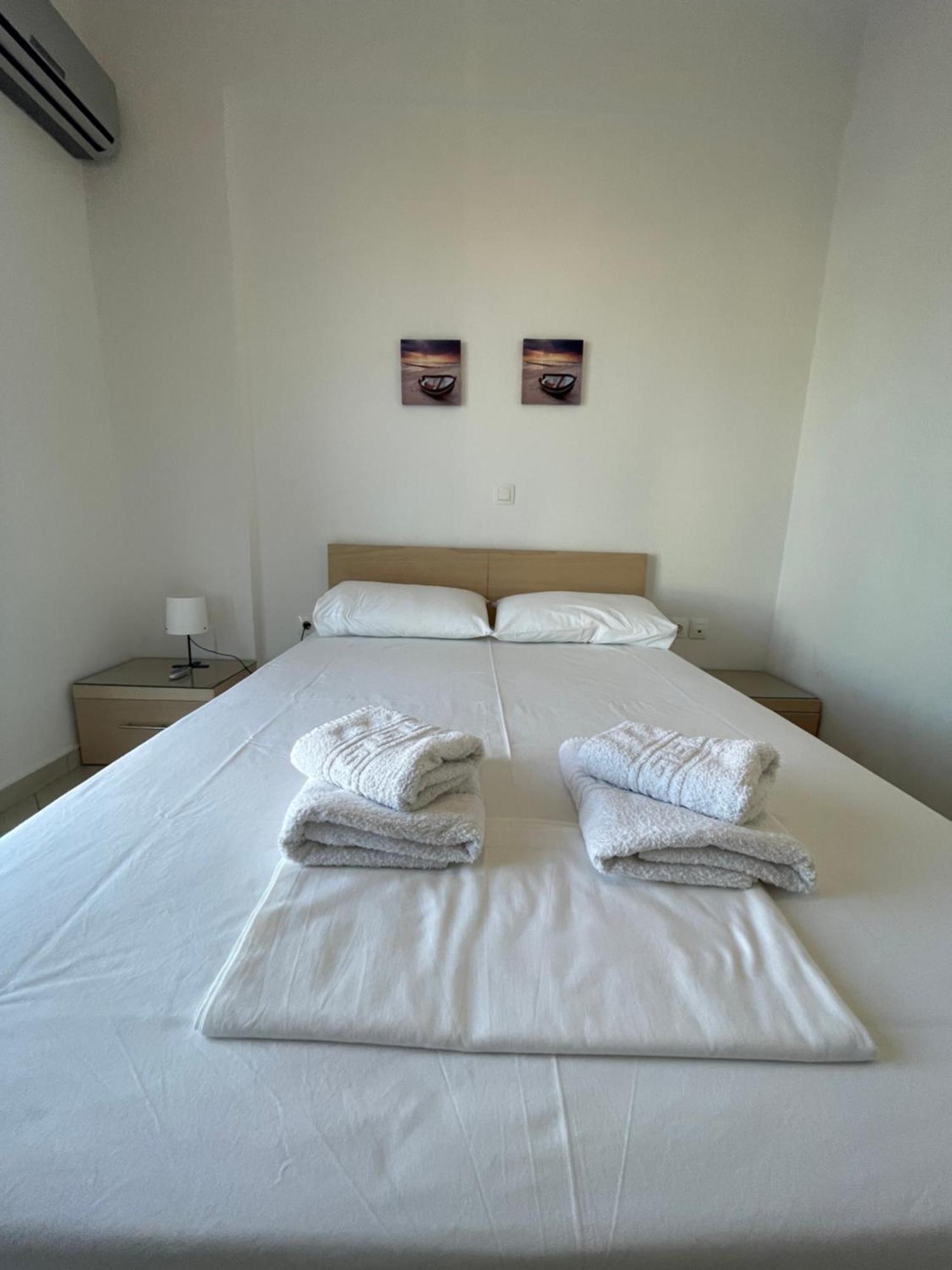 Tasos Rooms Himare Exterior photo